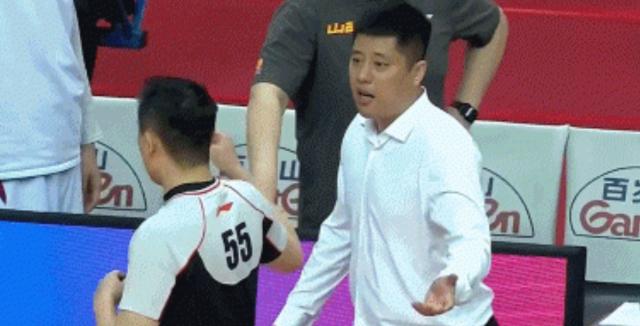 鲸鱼直播-山西主教练潘江辱骂裁判 对其停赛3场并罚款6万